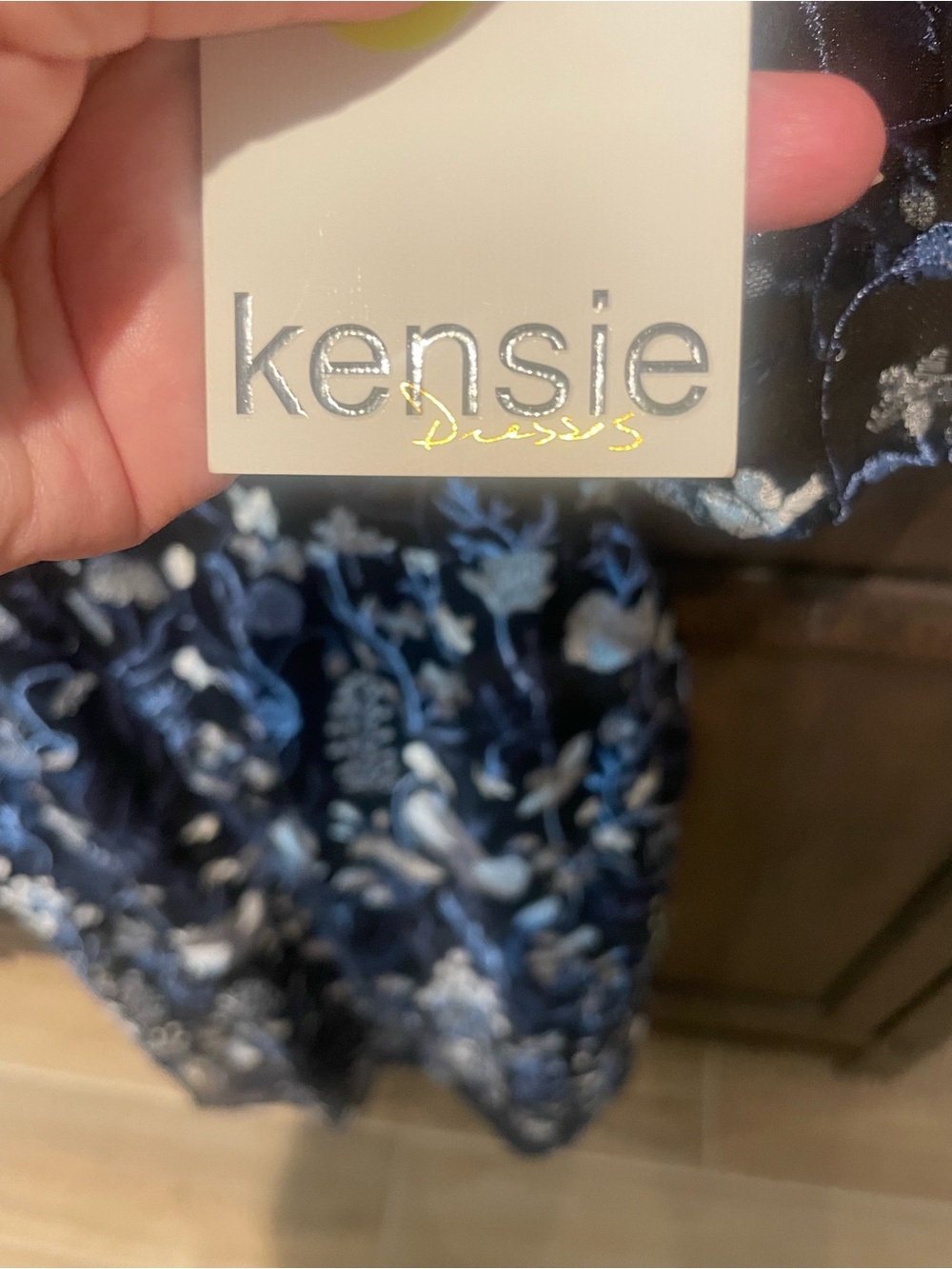Kensie Navy Blue and White Floral V-Neck Midi Dress - Picture 4 of 15